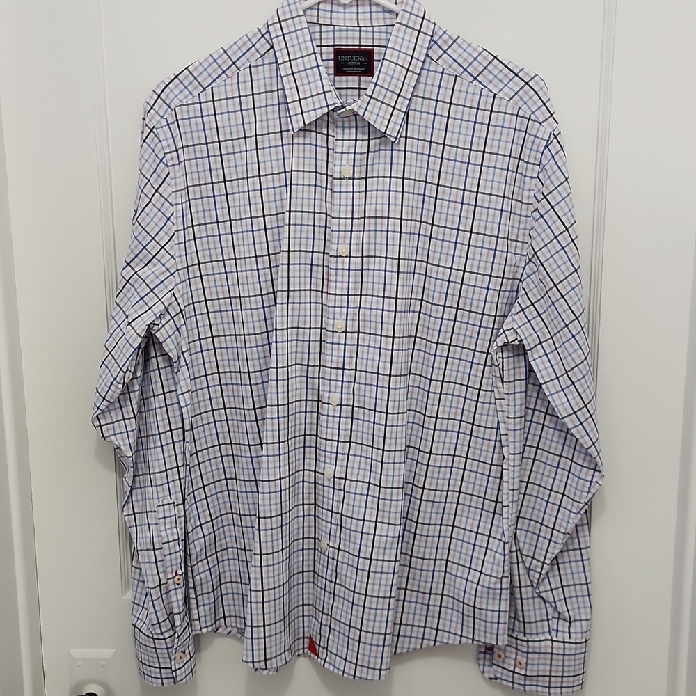 UNTUCKit Button Down Dress Shirt Size Medium - Picture 11 of 12